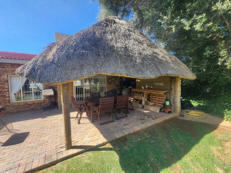 3 Bedroom Property for Sale in Riebeeckstad Free State